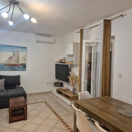 Apartment Plavia Biograd Биоград на Мору Екстериор снимка