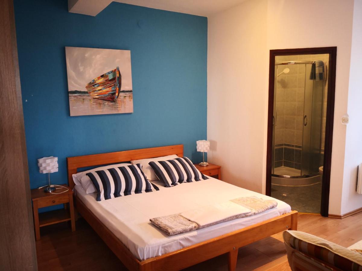 Apartment Plavia Biograd Биоград на Мору Екстериор снимка