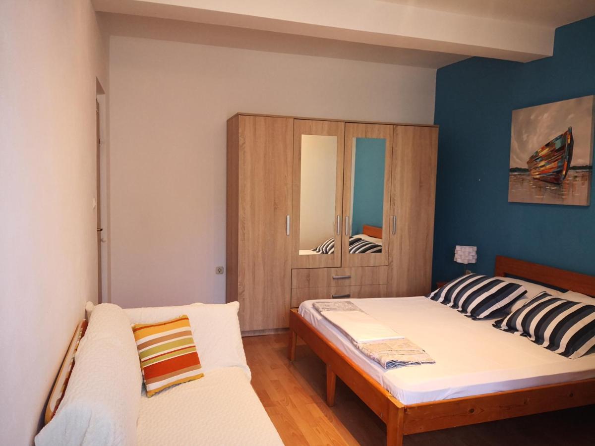 Apartment Plavia Biograd Биоград на Мору Екстериор снимка