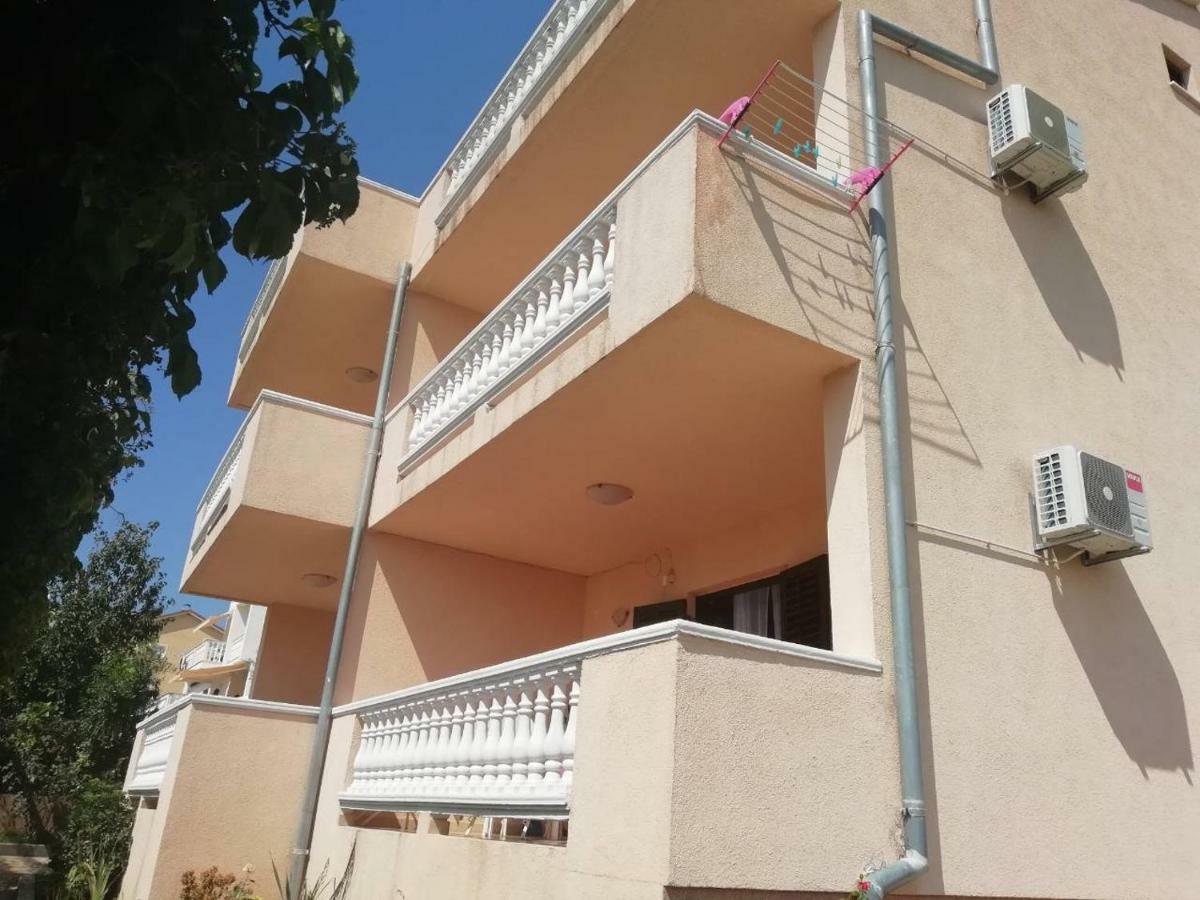 Apartment Plavia Biograd Биоград на Мору Екстериор снимка