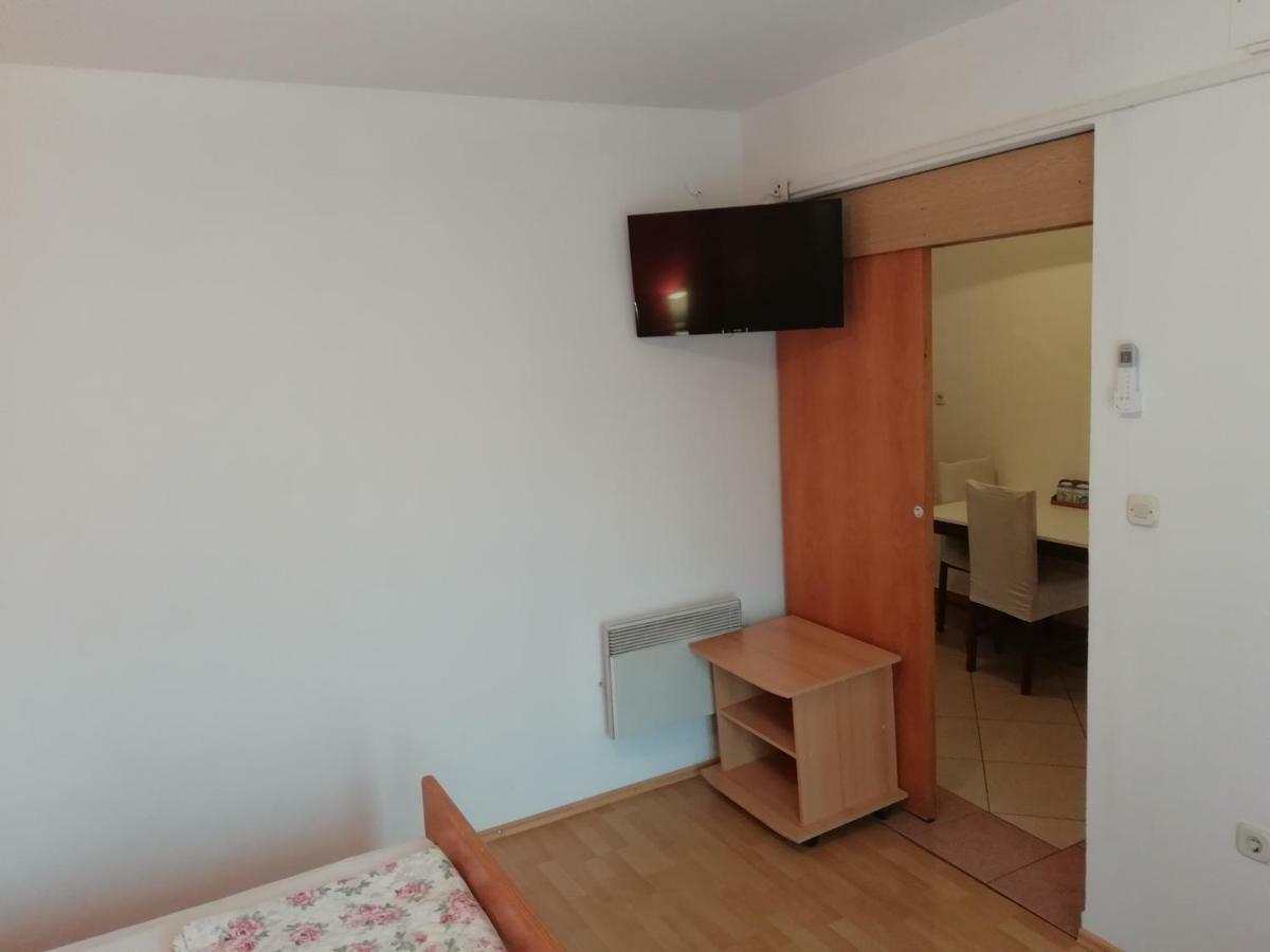 Apartment Plavia Biograd Биоград на Мору Екстериор снимка