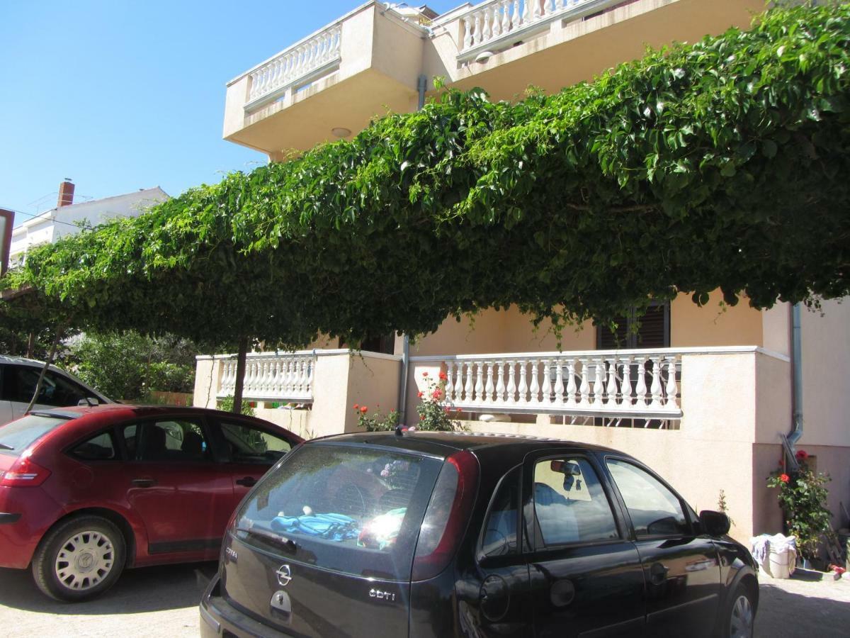 Apartment Plavia Biograd Биоград на Мору Екстериор снимка
